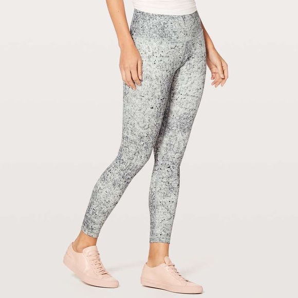 lululemon athletica Pants - NEW Lululemon Wunder Under Hi-Rise Leggings